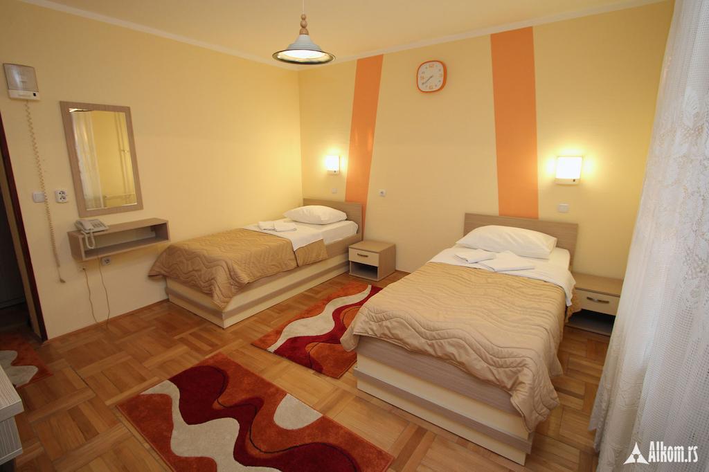 Hotel Extra Lion Md Ниш Номер фото